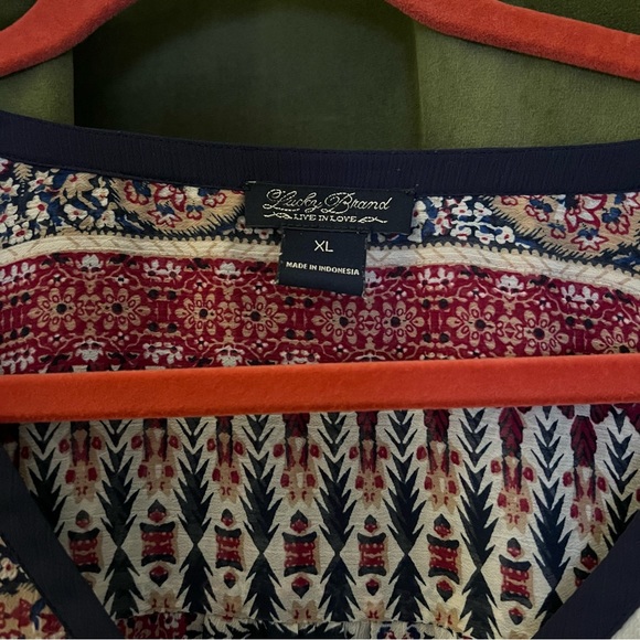 Lucky Brand Blue & Burgundy V-Neck Blouse Size XL - Picture 2 of 3